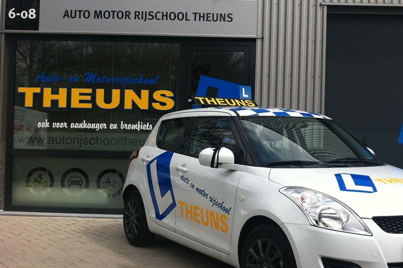 De vestiging van Autorijschool Theuns aan Staarten in Boxtel